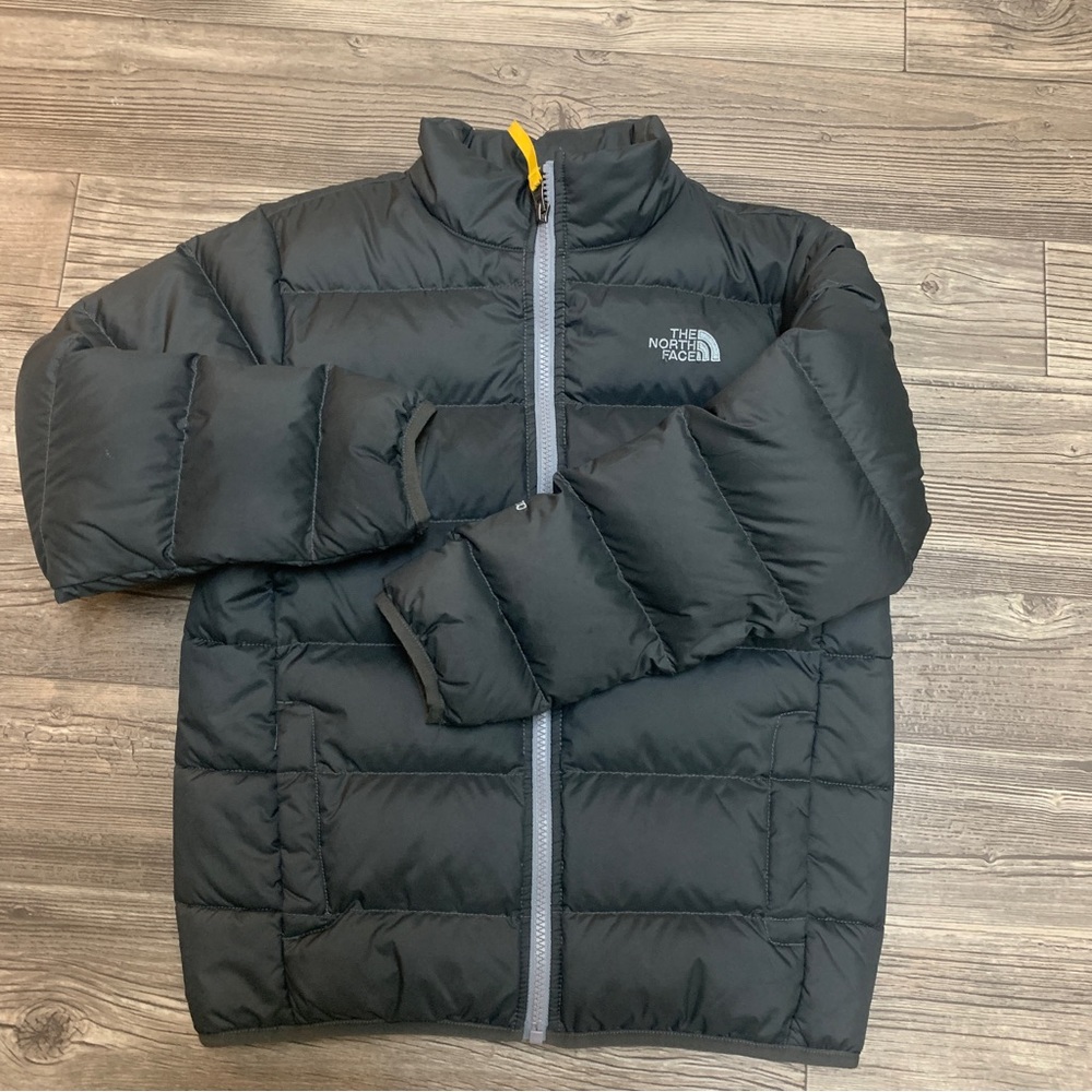 The North Face Puffer jacket (Boys 10/12)